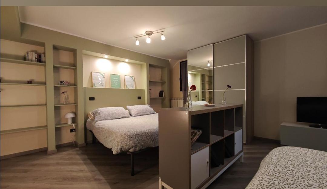 Appartamento Aleph With Private Parking, Next Train Station 코모 외부 사진
