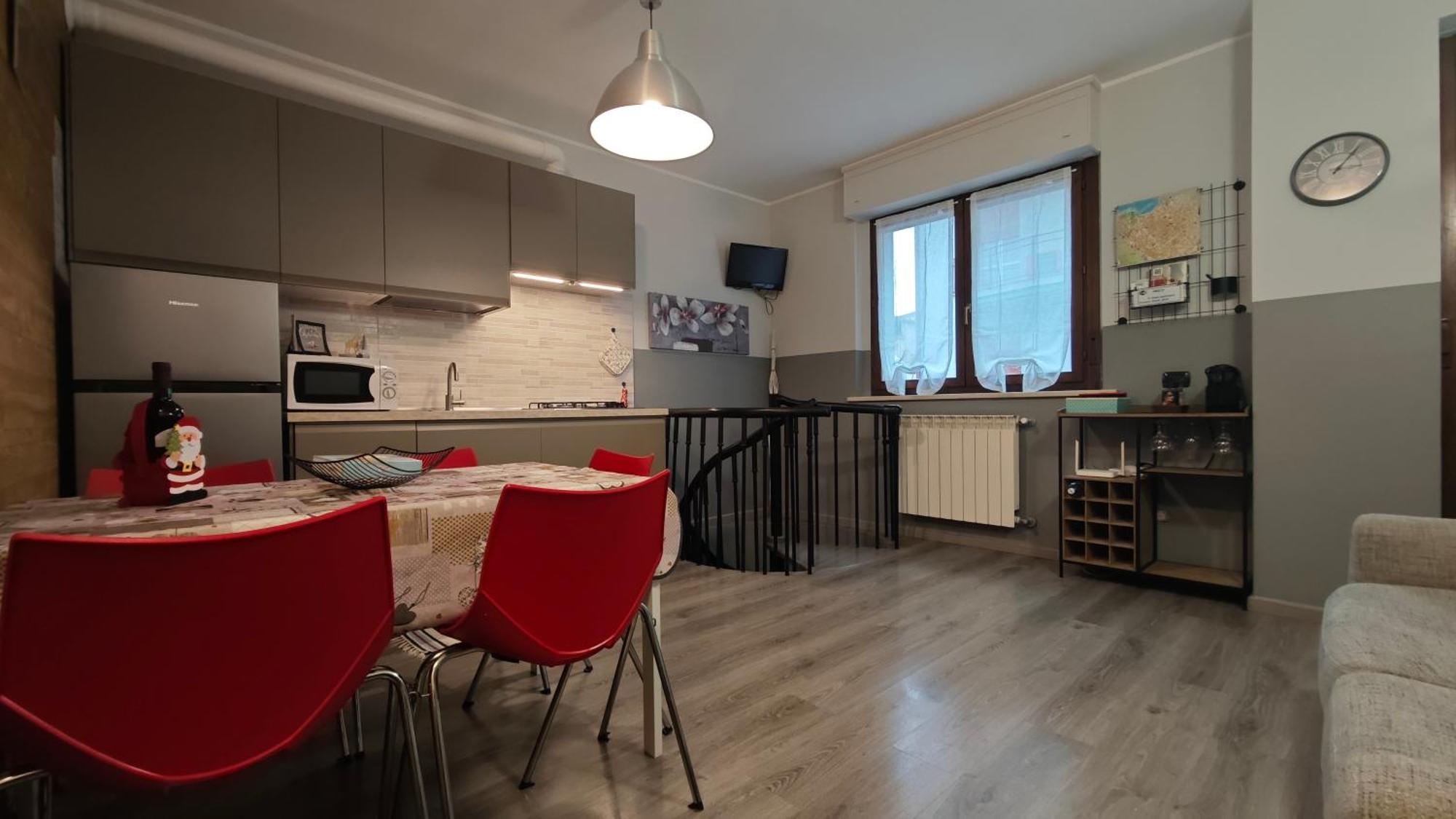 Appartamento Aleph With Private Parking, Next Train Station 코모 외부 사진